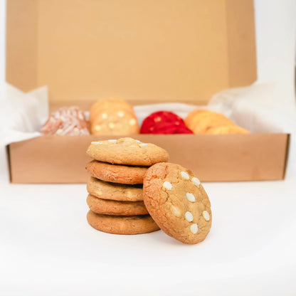 32 Gingerbread & White Chocolate Cookie Postal Box