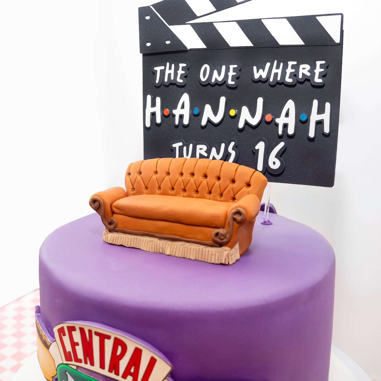 3D Icing “Friends” Sofa